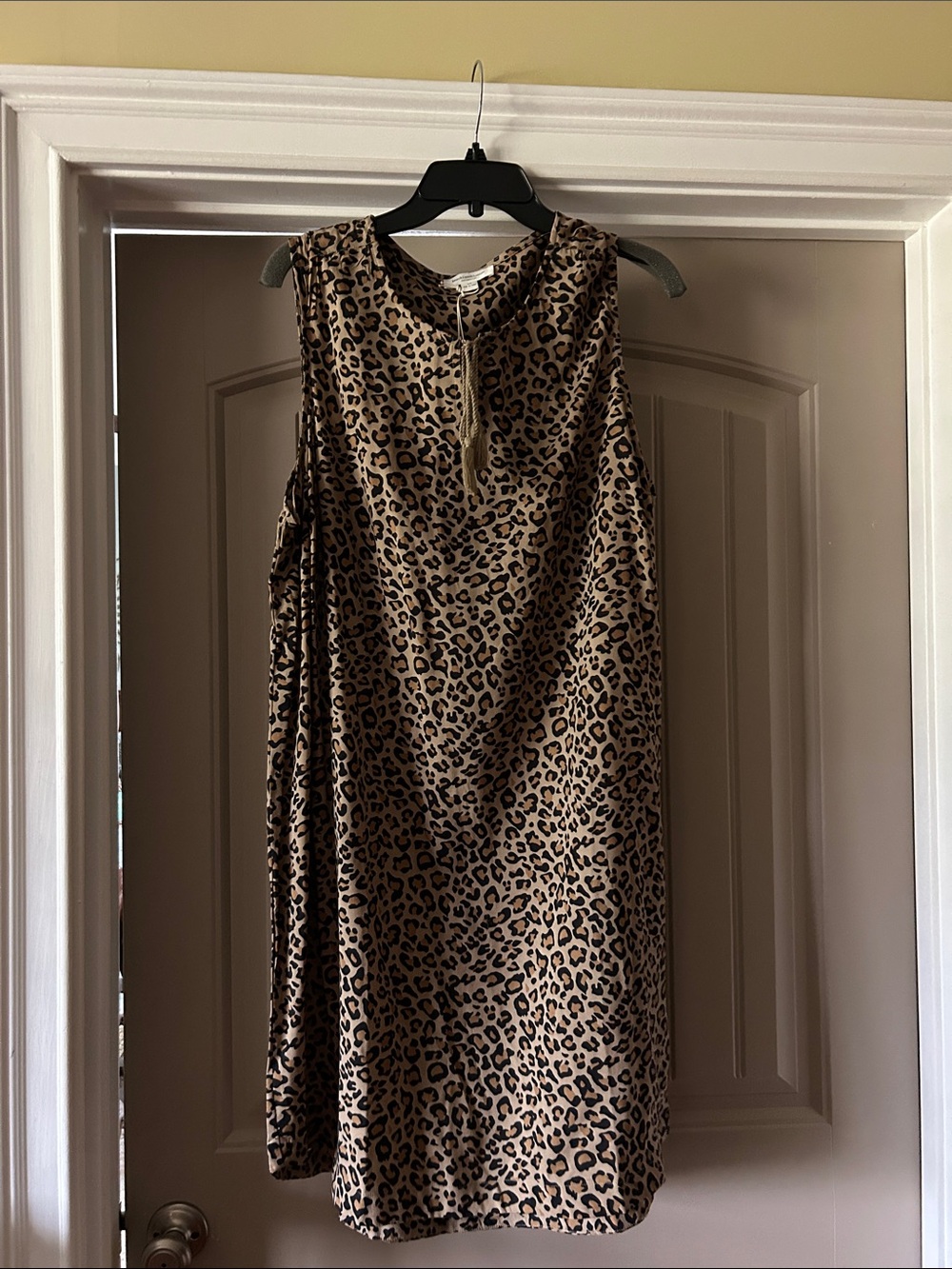NWT Sleeveless Leopard Print Shift Dress - Beige & Black
